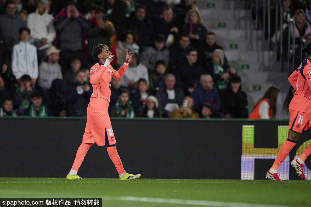 太阳城娱乐_关于巴塞罗那西甲击败皇家社会费兰托雷斯抽射破门的信息