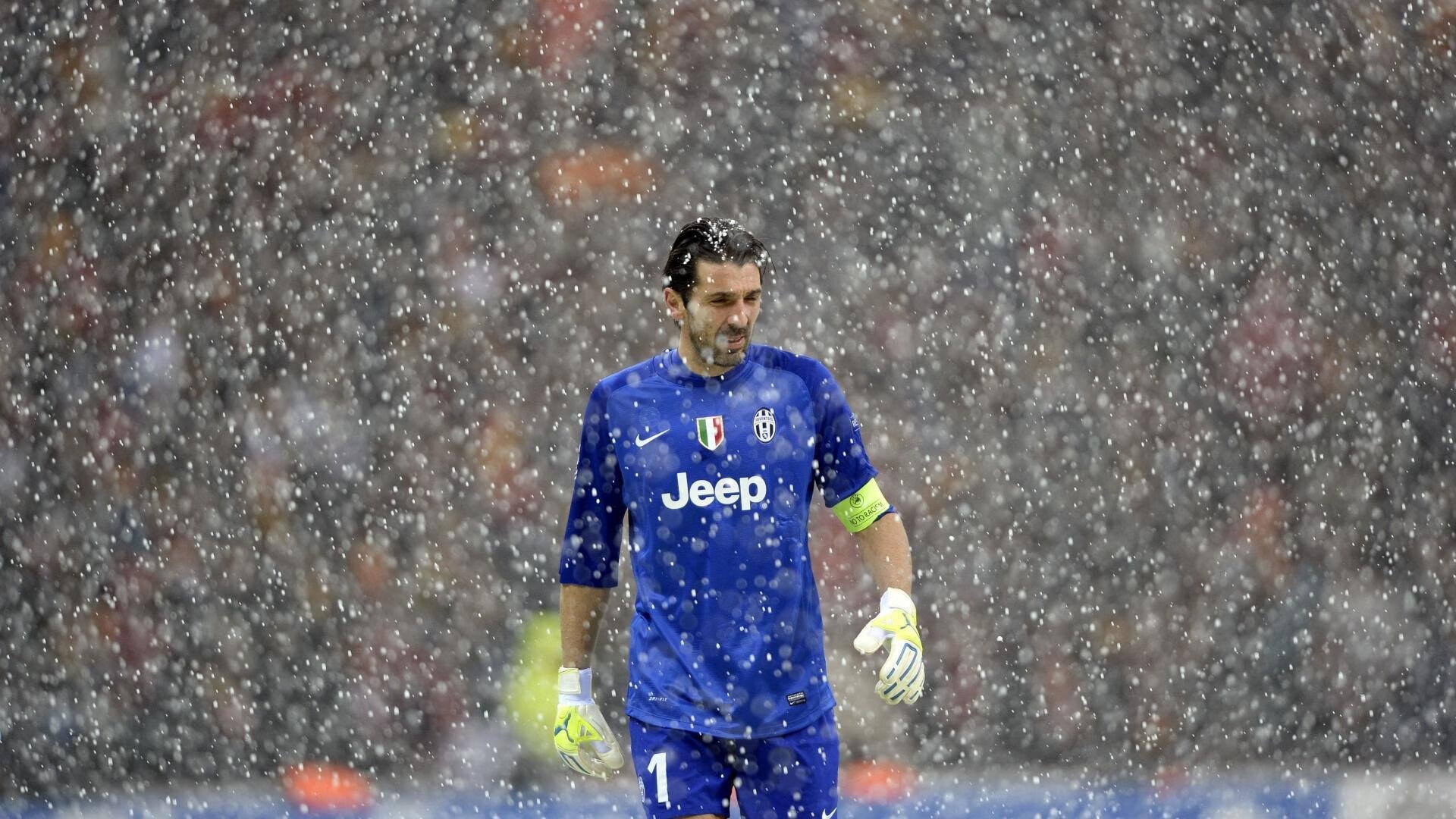 穆古鲁扎新星爆冷惊艳网坛，TES全新阵容未来可期